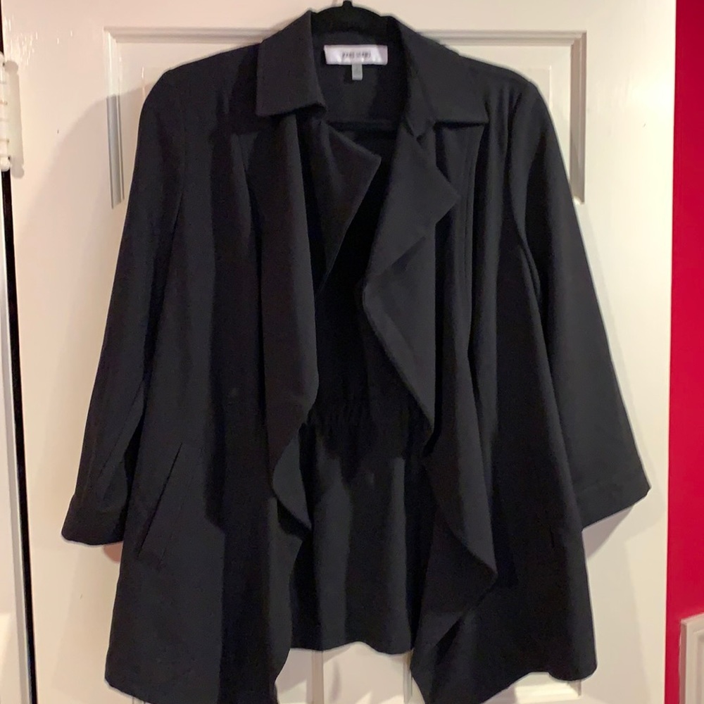 Women’s black drape jacket